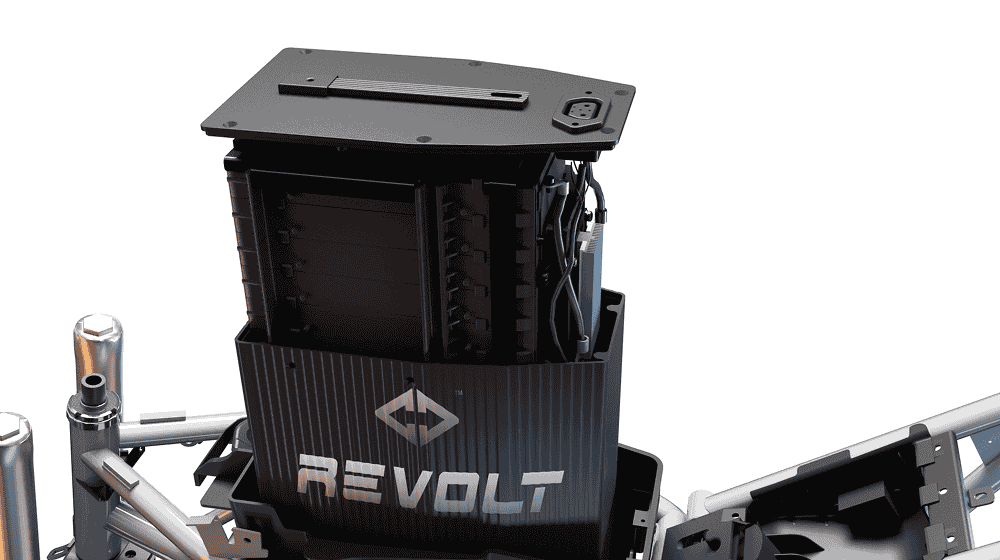 Revolt RVX India में हुई लॉन्च – अब Fast Charging, Portable Battery, 160 Km IDC Range और 8 साल तक Battery Warranty के साथ 2 Portable Battery.Pull the battery out, carry it in, plug it into any standard socket. Your home, your office, your building lobby.